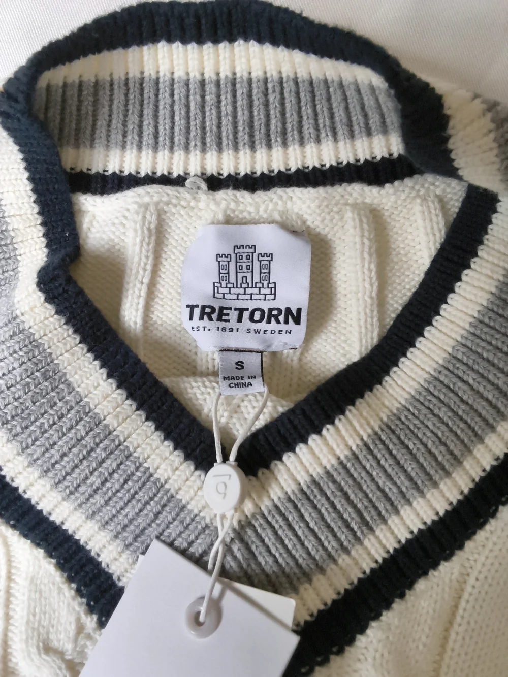 Tretorn Cable-Knit V-Neck Sweater in Cream with Contrast Trim